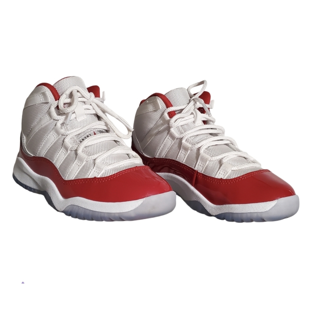 Air Jordan 11 Retro Cherry 2022